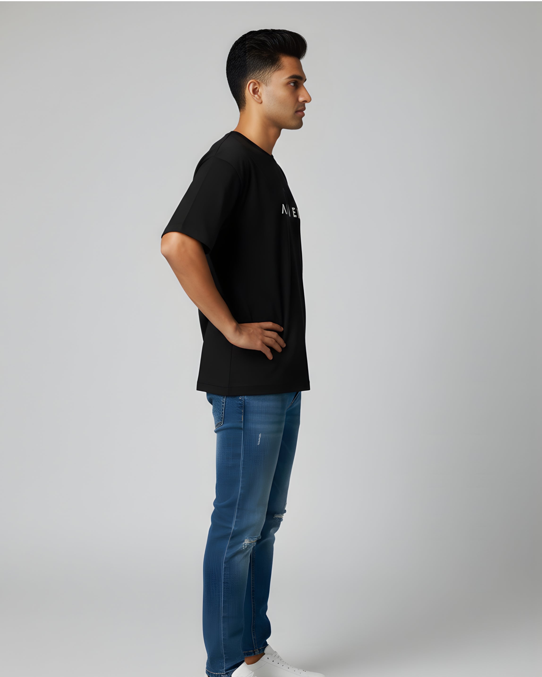 Alien Graphic Oversize Tee