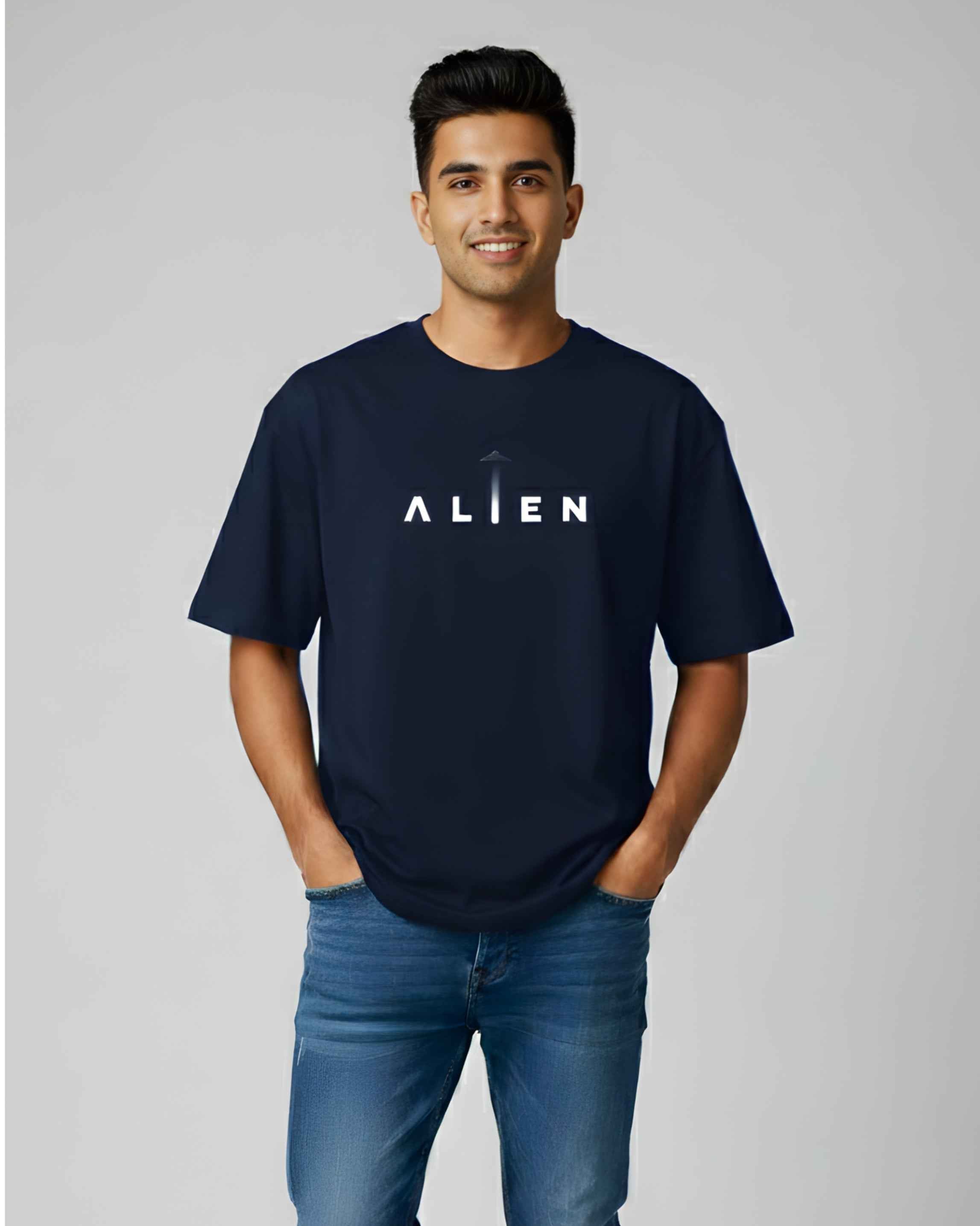 Alien Graphic Oversize Tee