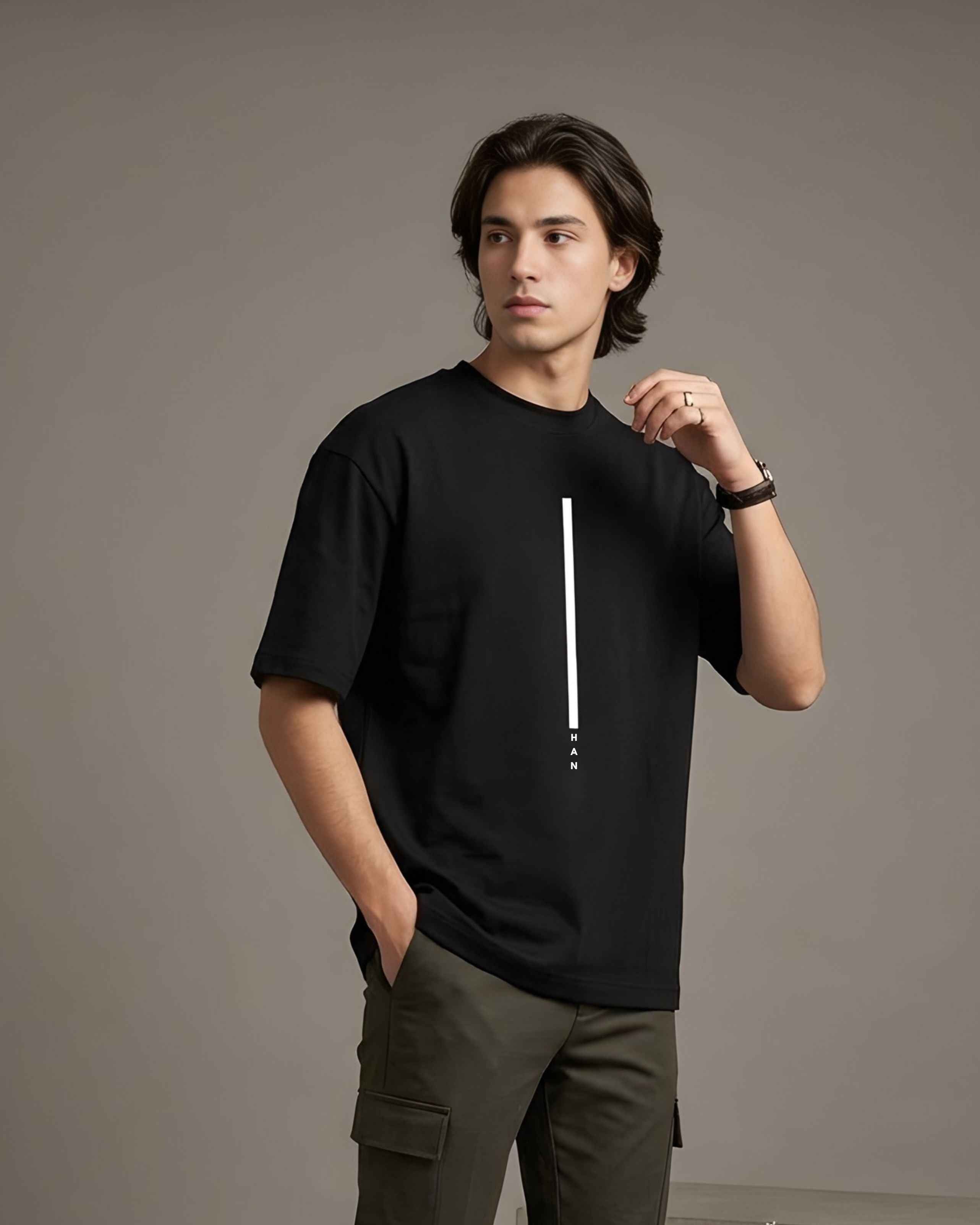 Minimalist Vertical Line Black T-Shirt
