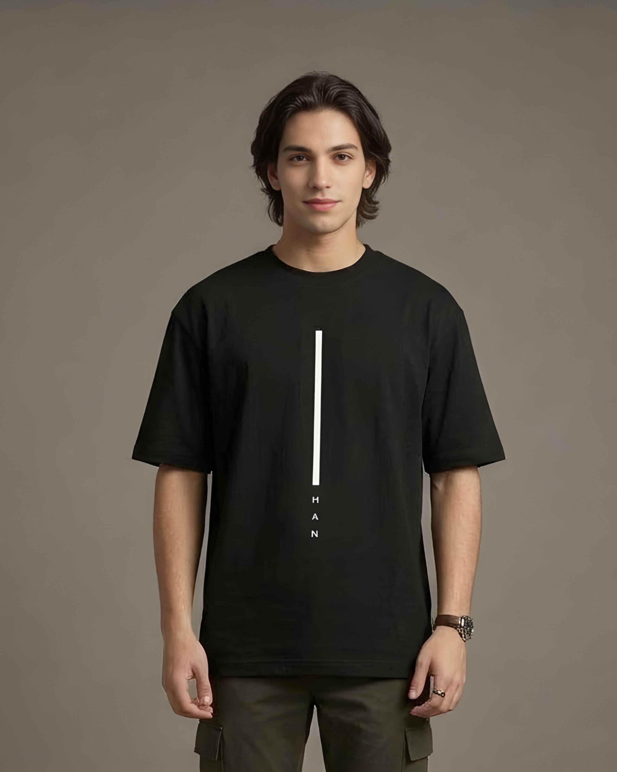 Minimalist Vertical Line Black T-Shirt