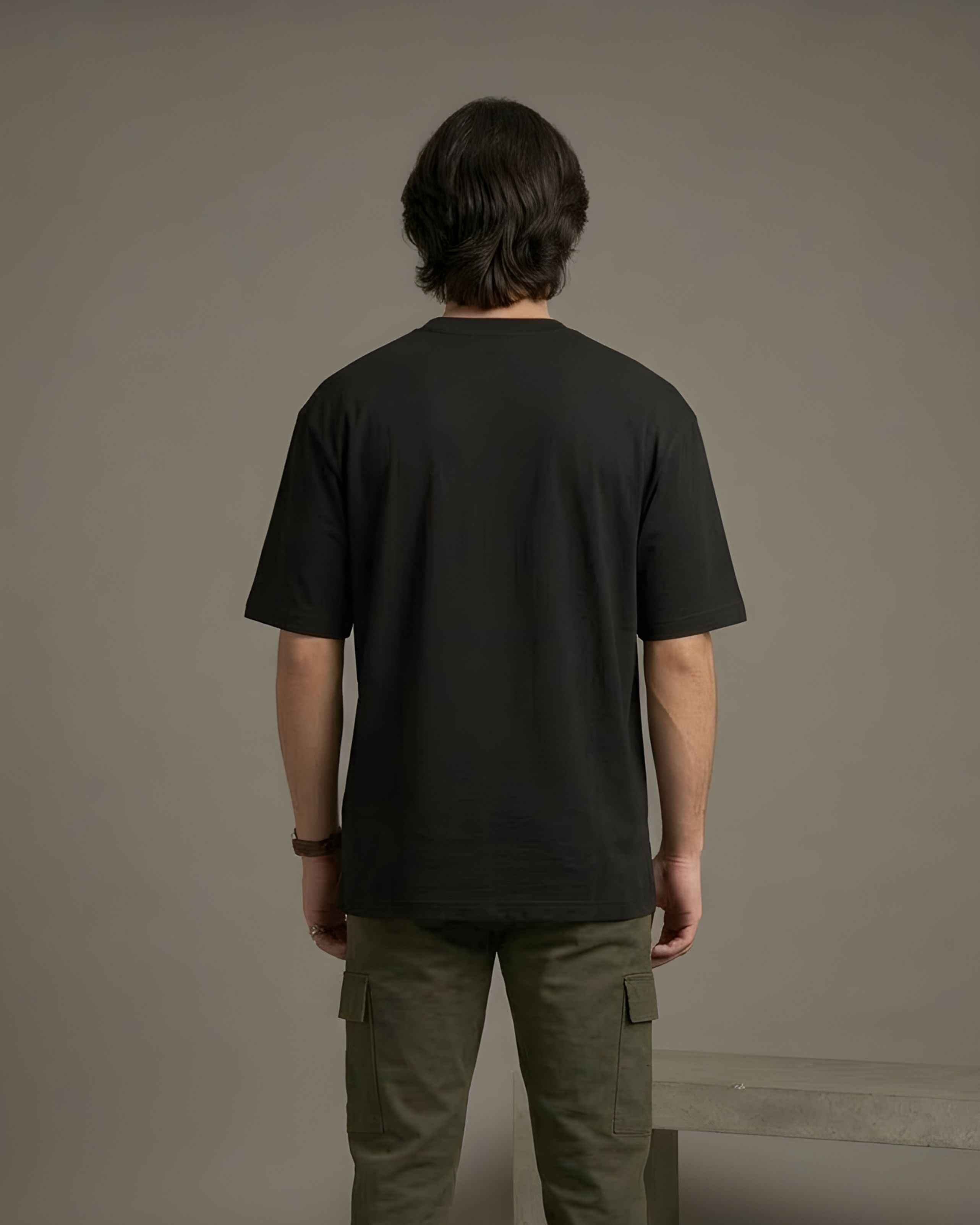Minimalist Vertical Line Black T-Shirt