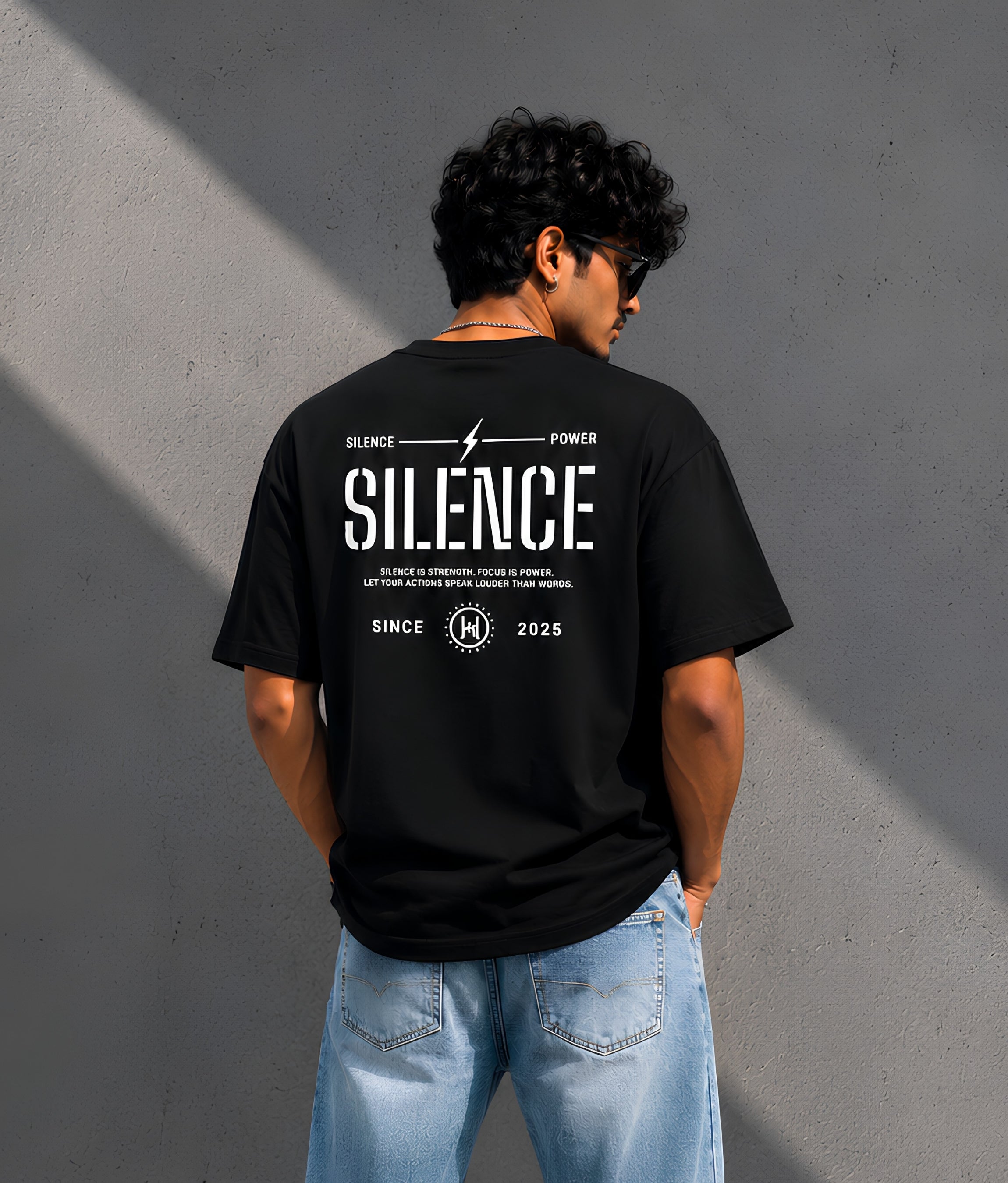 Silence Oversize Tee
