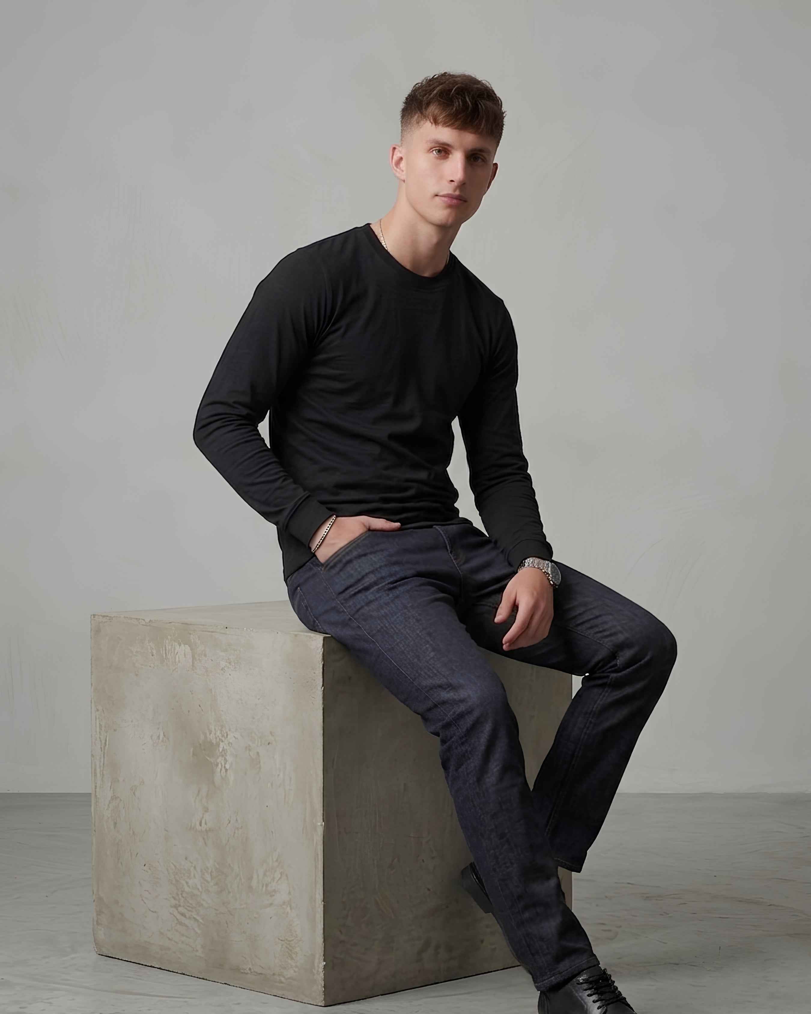 HAN Minimal Long Sleeve T-Shirt Deep Black