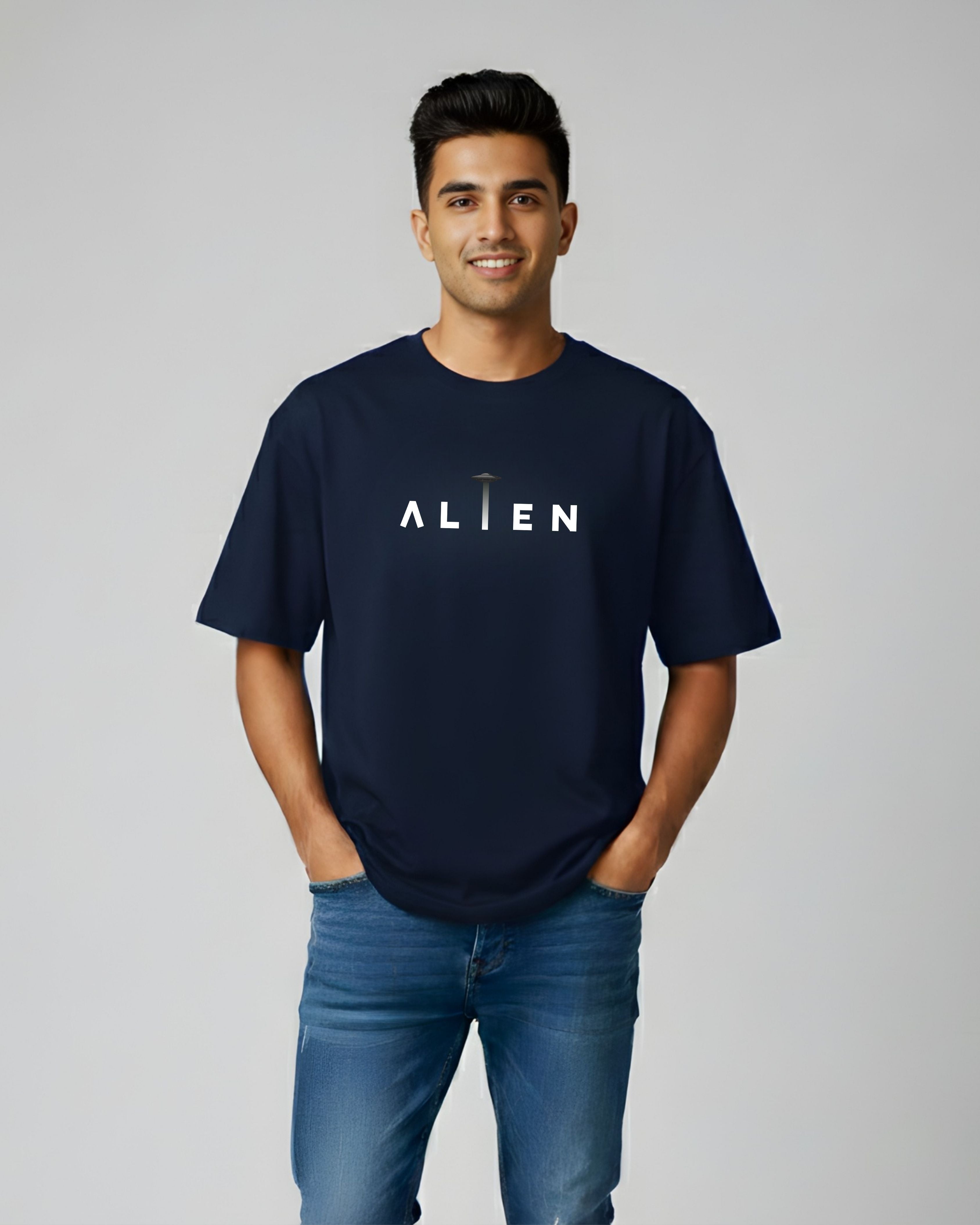 Alien Graphic Oversize Tee