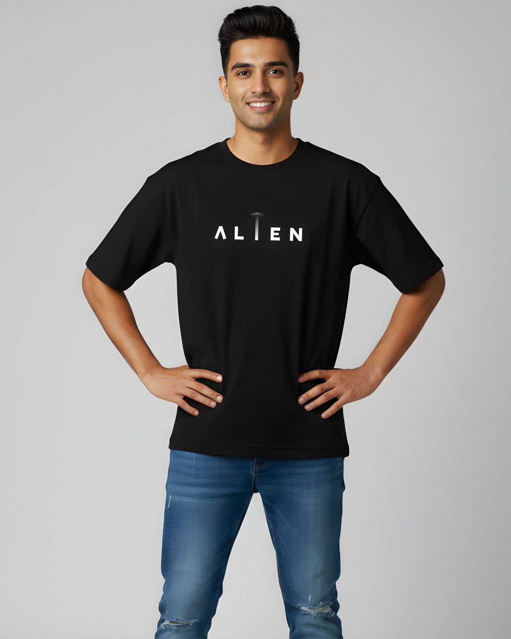 Alien Graphic Oversize Tee