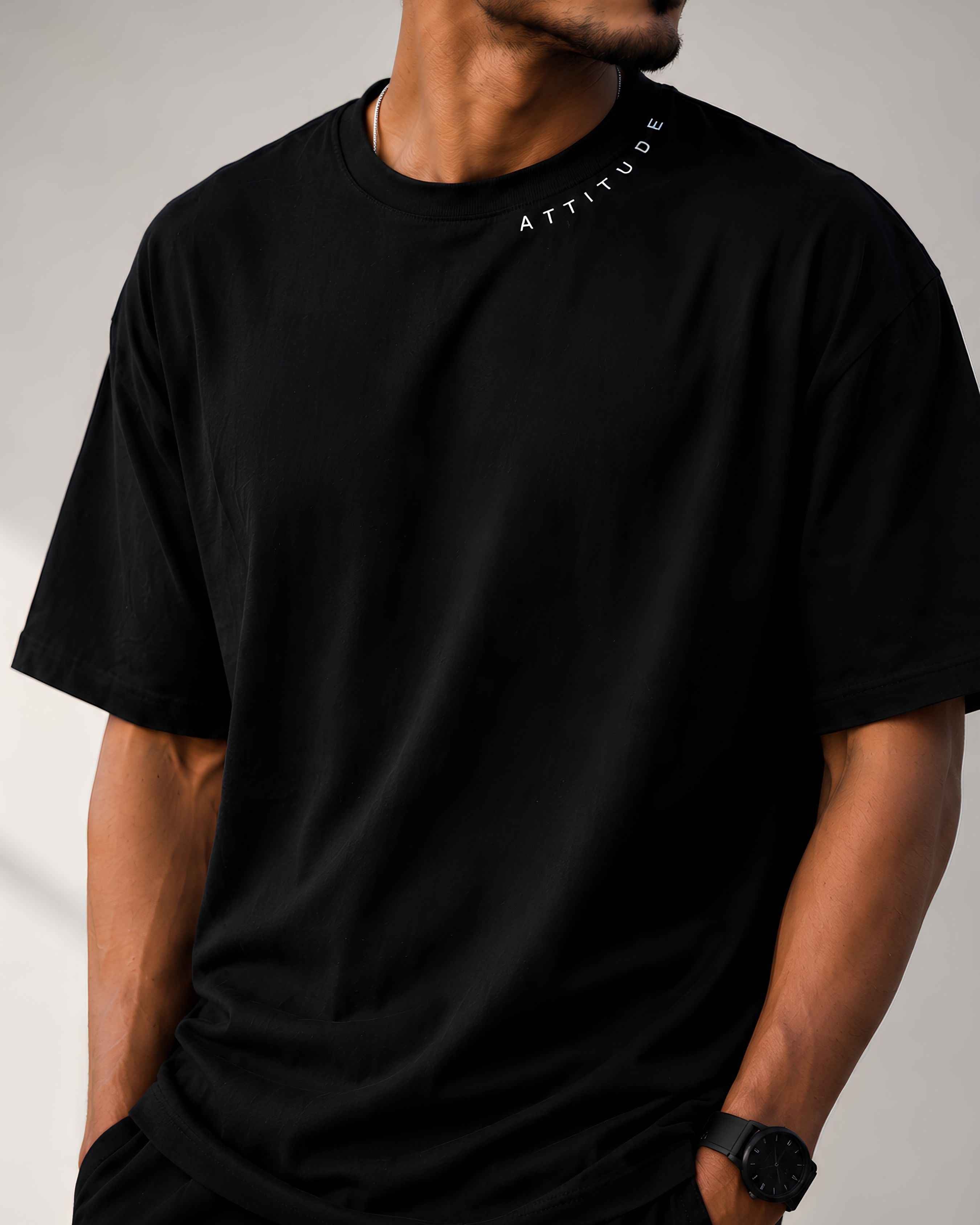ATTITUDE Oversized T-Shirt
